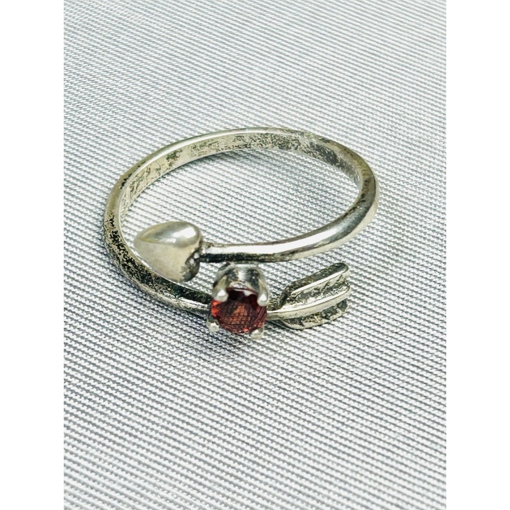 Sterling Silver Size 8.5 Heart Arrow Ring With Red Faux Stone .925 Avon